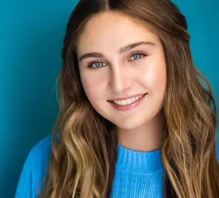 Alana Cavanaugh Biography: Height, Boyfriend, Age, Net Worth, Siblings, Parents, Films, Instagram