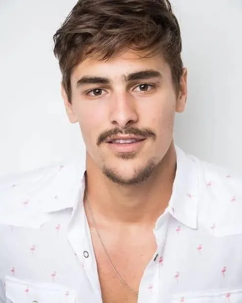 Bruno Montaleone Biography: Net Worth, Awards, Ex-Girlfriend, Height, Parents, Age,    Movies