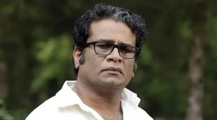 Hareesh Peradi Biography: Parents, Age, Ethnicity, Movies, Height, Net Worth, Awards, Wife