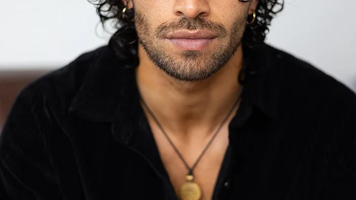 Jordi Webber Biography: Age, Girlfriend, Parents, Net Worth, Height, Movies & TV Shows, Songs