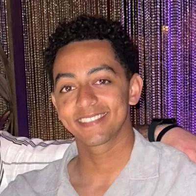 Salim Sirur - Biography