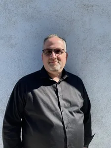 Ethan Beigel - Biography
