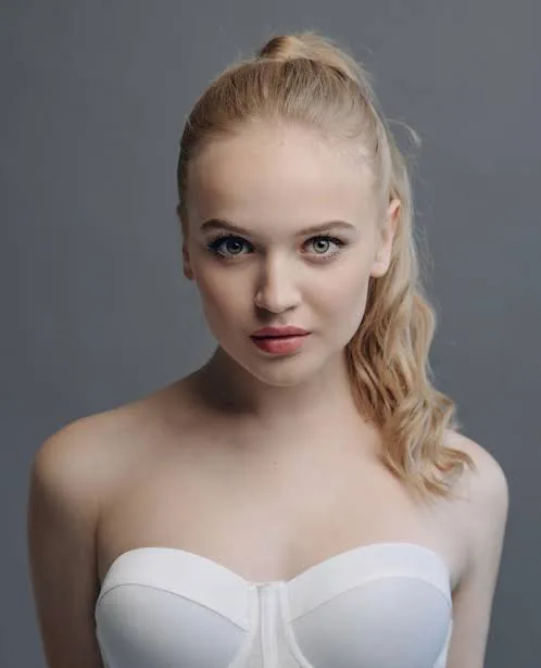 Veronika Lukyanenko - Biography