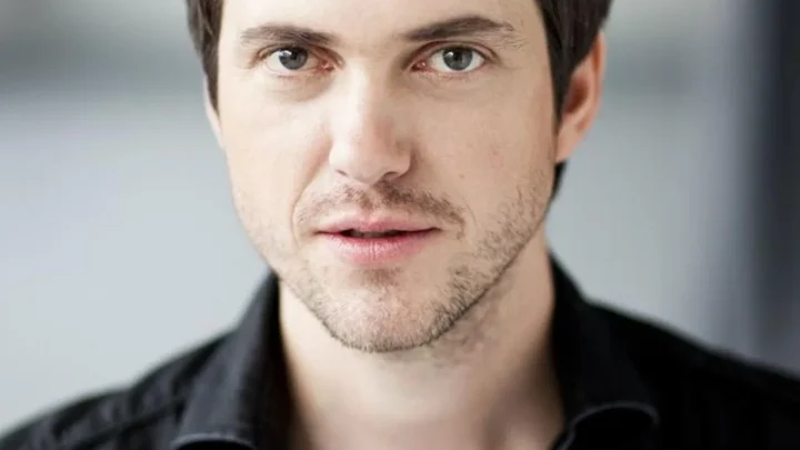 Maxim Gaudette Biography: Age, Height, Net Worth, Parents, Movies & TV Shows, Kids, Partner