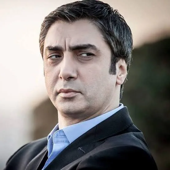 Necati Şaşmaz - Biography