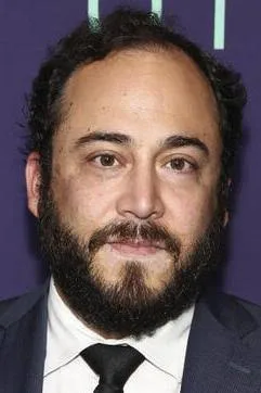 Rodrigo Fernandez-Stoll Biography: TV Shows, Albums, Height, Net Worth, Parents, Age, Wife, Movies, Comedy, Awards