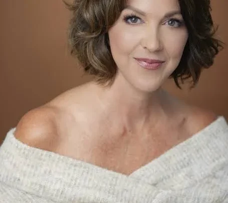 Whitney Goin Biography: Ethnicity, Height, Movies, Parents, Age, Husband, Awards, Net Worth