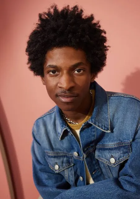 Allius Barnes Biography: Age, Height, Net Worth, Girlfriend, Parents, Brothers, Movies & TV Shows