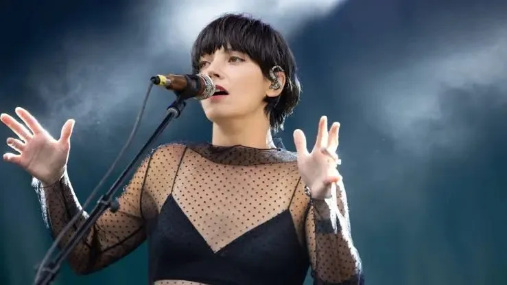 Sharon Van Etten Biography: Husband, Net Worth, Height, Age, Songs, Awards, Ethnicity