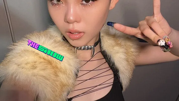 COCONA Biography: Age, Parents, Net Worth, Height, Songs, Albums, Career