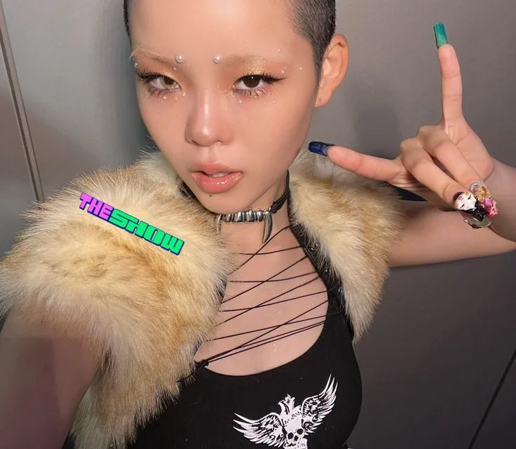 COCONA Biography: Age, Parents, Net Worth, Height, Songs, Albums, Career