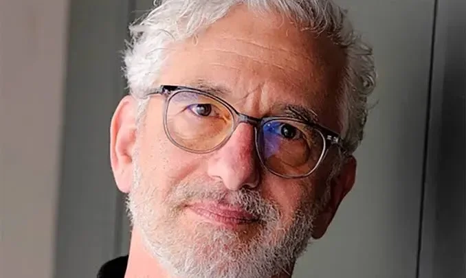Ed Solomon Biography: Net Worth, Movies, Age, Ex-Wife, Ethnicity, Awards, Parents, Height