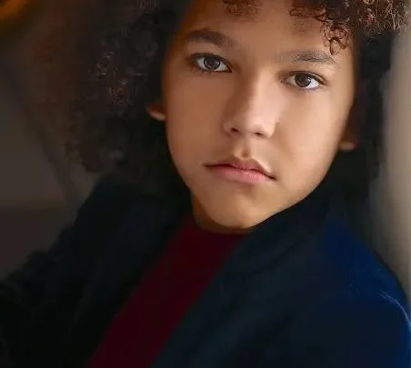 Ethan William Childress Bio: Height, Net Worth, Age, Parents, Ethnicity, Siblings, Movies, Girlfriend