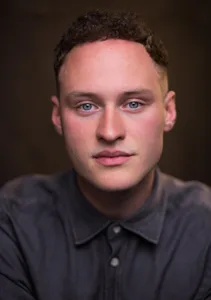 Fraser Saunders - Biography