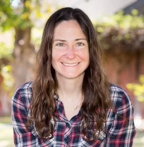 Nicole Dubuc - Biography