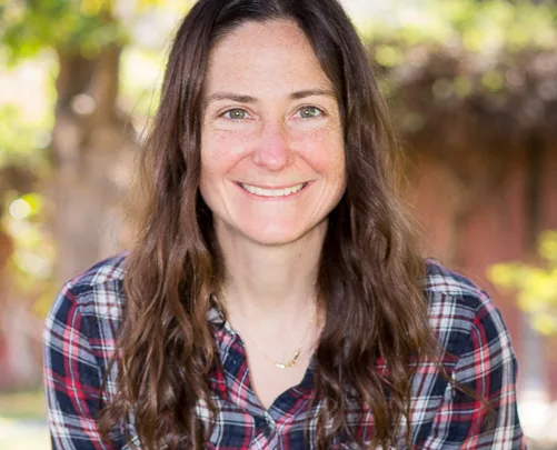 Nicole Dubuc Biography: Husband, Age, Net Worth, Parents, TV Shows & Awards, Movies