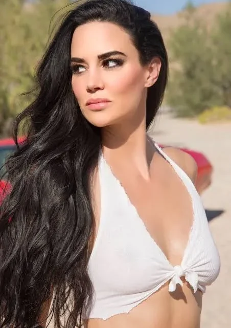 Tiffany Taylor Biography: Ethnicity, Net Worth, Parents, Age, Height, Awards, Movies, Boyfriend, Instagram