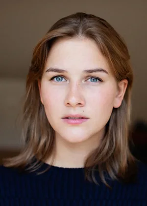 Lea Freund Biography: Age, Height, Net Worth, Parents, Movies & TV Shows, Husband, Instagram