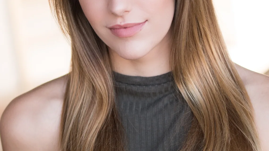 Brianna Joy Chomer Biography: Age, Net Worth, Height, Movies, Siblings, Career, Instagram, Partner
