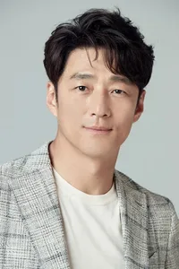 Ji Jin-hee - Biography