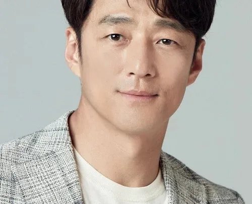 Ji Jin-hee Biography: Wife, Age, Kids, Height, Net Worth, Parents, Movies & TV Shows