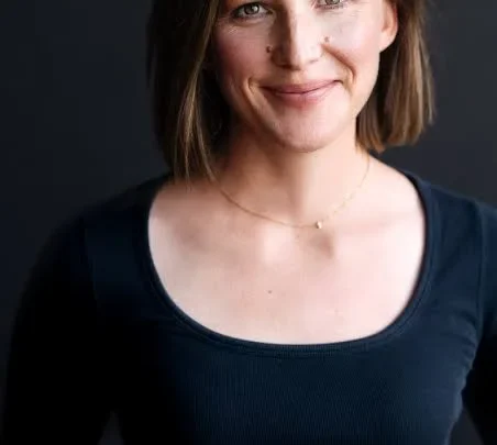 Saige Thompson Biography: Husband, Net Worth, Height, Age, Movies, Religion, Awards