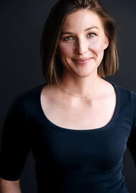 Saige Thompson Biography: Husband, Net Worth, Height, Age, Movies, Religion, Awards