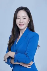Uhm Ji-won