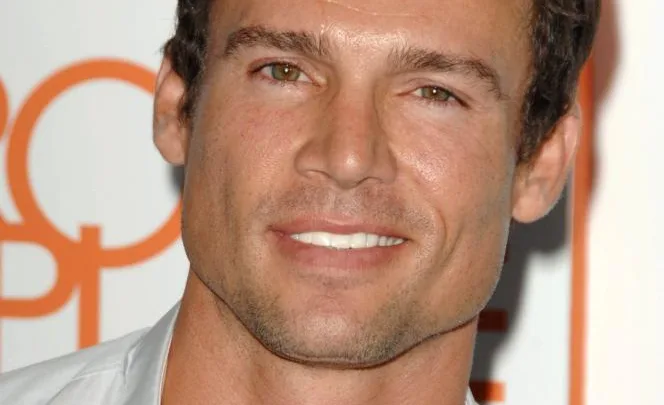 Ethan Erickson Biography: Wife, Age, Kids, Height, Net Worth, Movies & TV Shows, Career