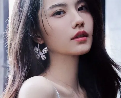 Peiyao Jiang Biography: Age, Boyfriend, Net Worth, Parents, Height, Movies & TV Shows, Partner