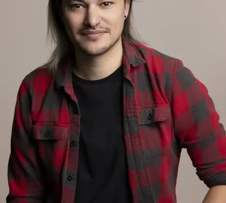 Zach Villa Bio: Height, Net Worth, Movies, Ex-Girlfriend, Age, Songs, Ethnicity, Awards
