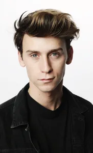 Oskar Belton - Biography