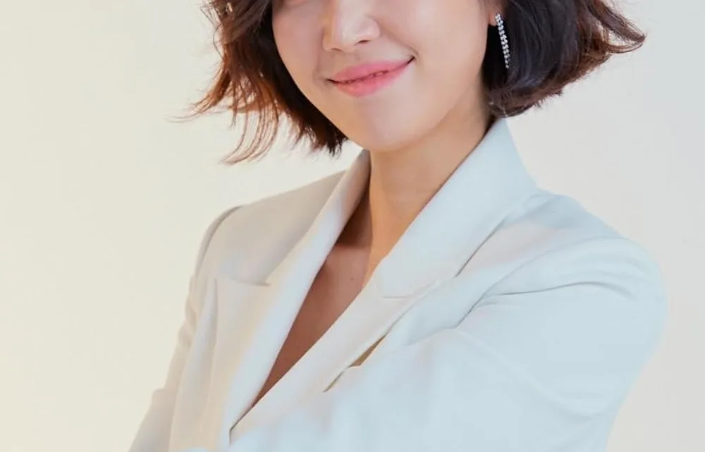 Shin Dong-mi Biography: Husband, Age, Height, Net Worth, Parents, Movies & TV Shows