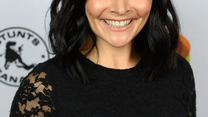Sarah Edmondson Biography: Husband, Age, Kids, Height, Net Worth, Parents, Books, Movies & TV Shows