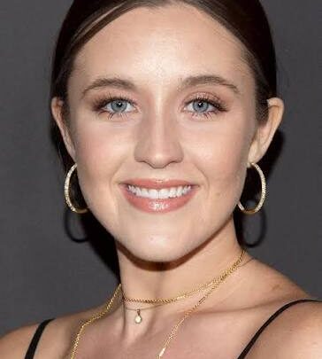 Savannah Stehlin Biography: Movies, Husband, Parents, Height, Age, Net Worth, Siblings, Religion