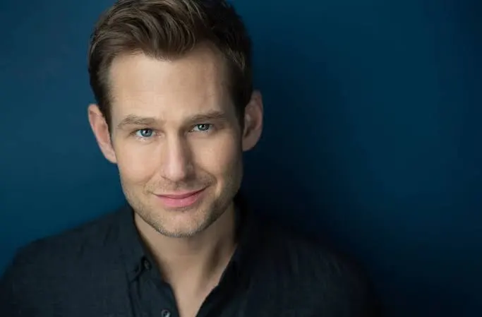 Chad Kimball Biography: Awards, Movies, Net Worth, Siblings, Religion, Parents, Height, Age, Songs, Wife