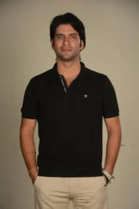 Puneet Vashist - Biography