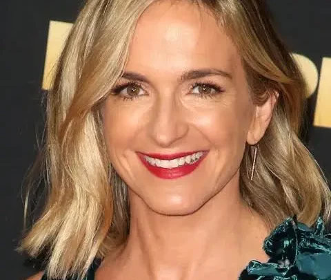Molly McNearney Biography: Siblings, Religion, Parents, Age, Net Worth, Height, Awards, TV Series, Books