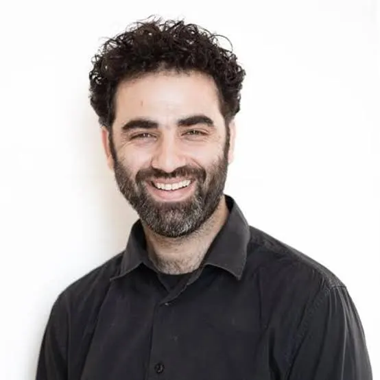 Hisham Suliman Biography: Siblings, Religion, Parents, Age, Net Worth, Height, Awards, Movies, Children, Wife