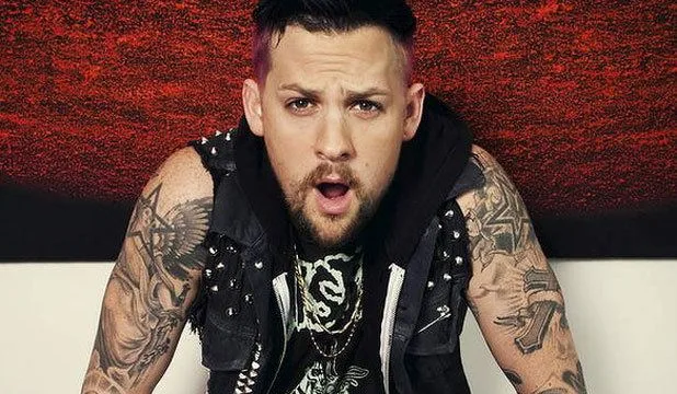 Joel Madden Biography: Age, Wife, Height, Net Worth, Parents, Songs, Children, Siblings