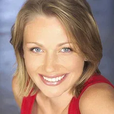Jacqueline Lovell - Biography