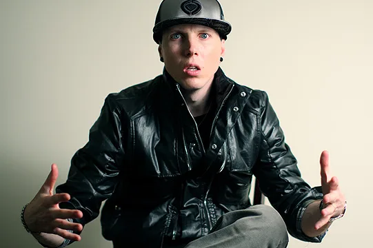 Manafest Biography: Age, Songs, Net Worth, Wikipedia, Family, Girlfriend, Parents, YouTube