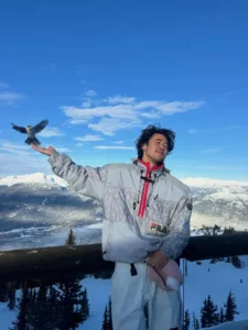 Nico Hiraga - Biography