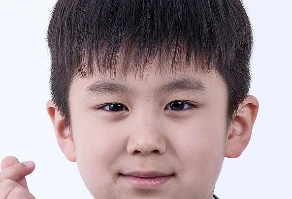 Lee Ro-woon Biography: Net Worth, Siblings, Age, Movies, Girlfriend, Nationality, Parents, Height