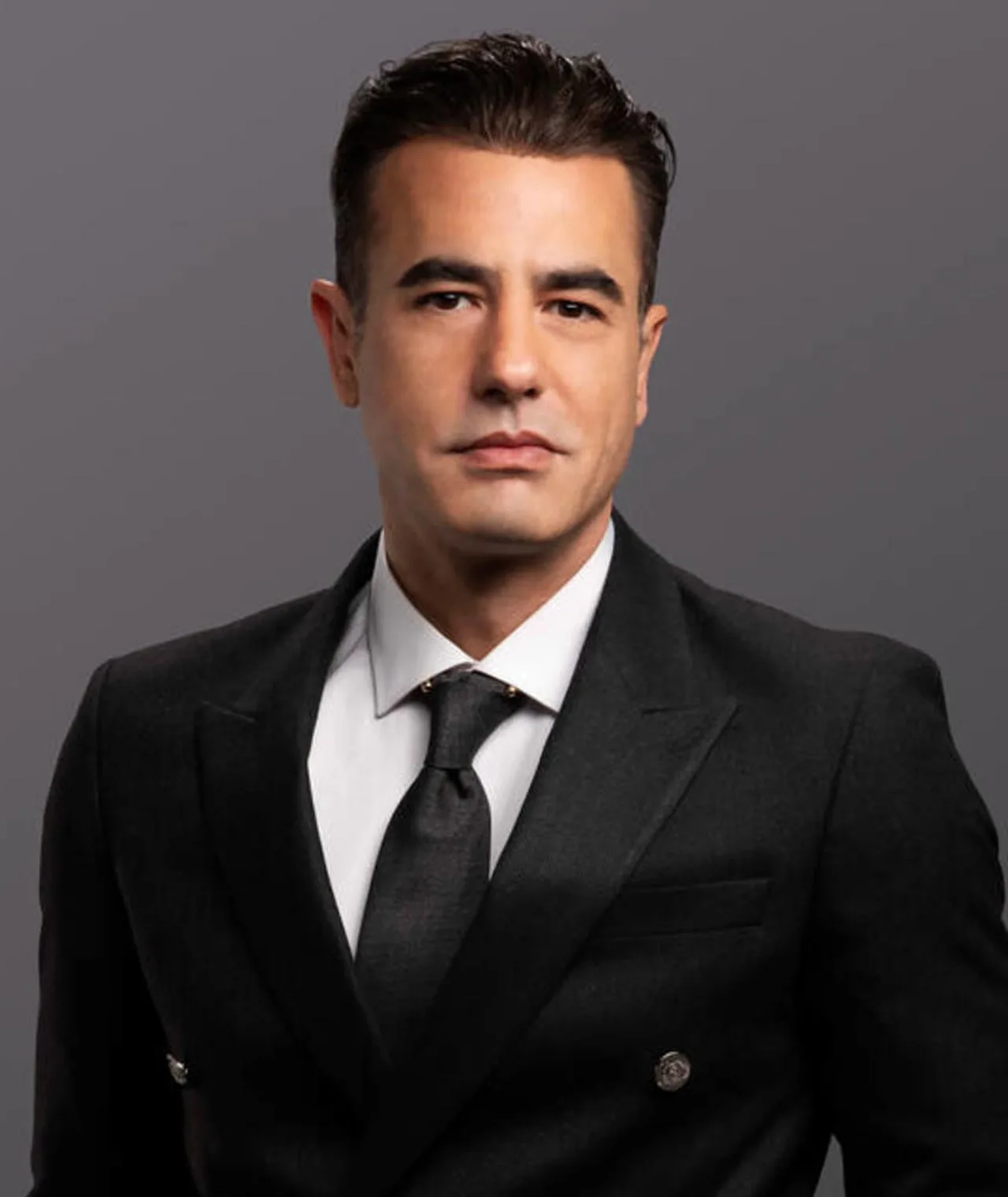 Tayanç Ayaydın - Biography