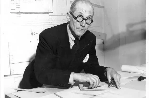 Le Corbusier Biography: Designs, Wife, Age, Net Worth, Siblings, Religion, Parents, Height, Death, Children