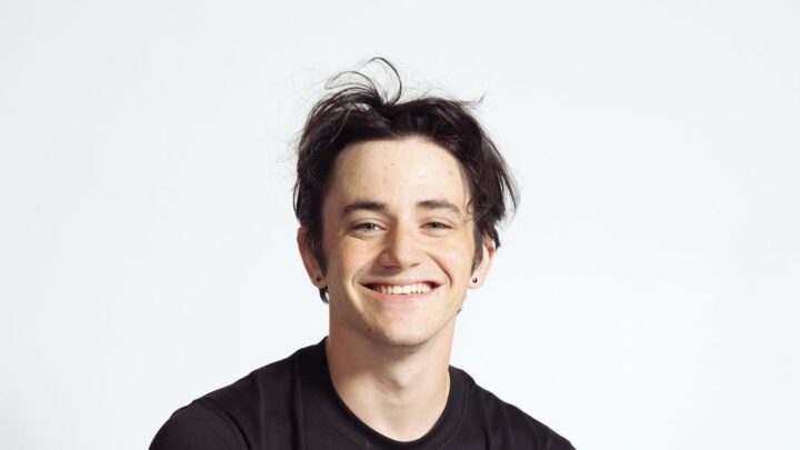 Stromedy Biography: Age, Real Name, Girlfriend, Height, Net Worth, Parents, Brothers, Movies, YouTube