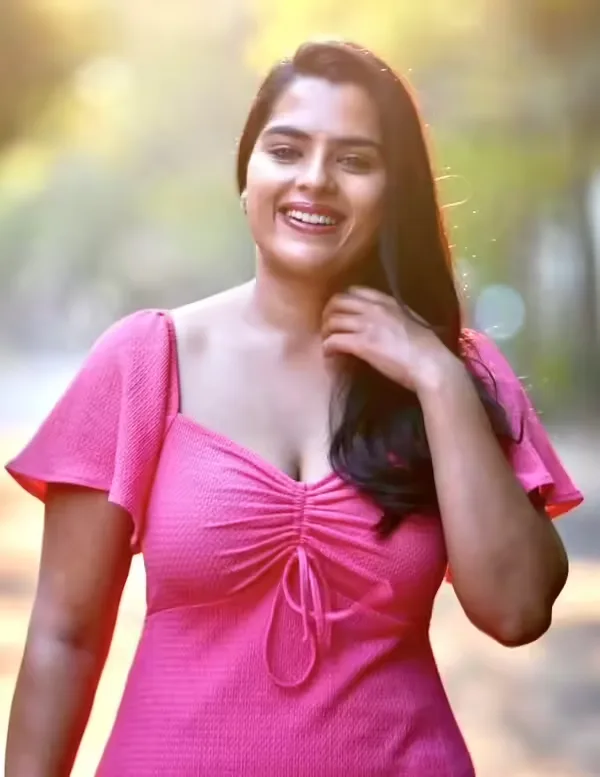 Kavya Kalyanram - Biography