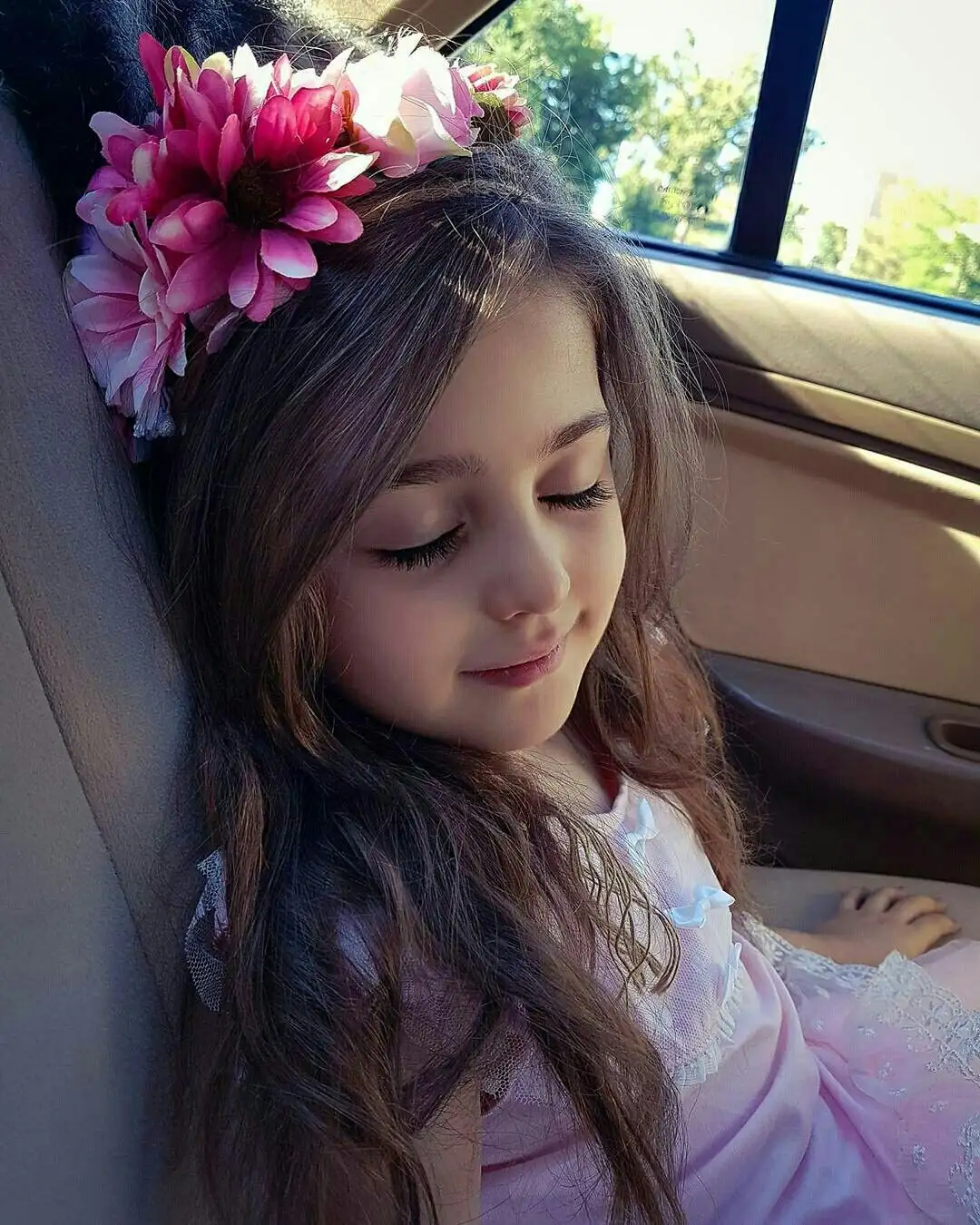 Mahdis Mohammadi - Biography