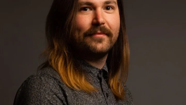 Jesse Gouldsbury Biography: Age, Parents, Girlfriend, Height, Net Worth, Movies, Crunchyroll